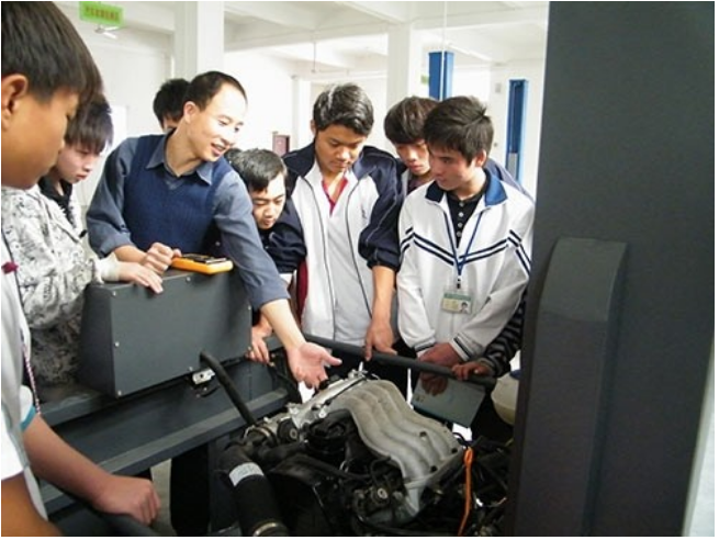 广州汽车维修专业（三年中技班）